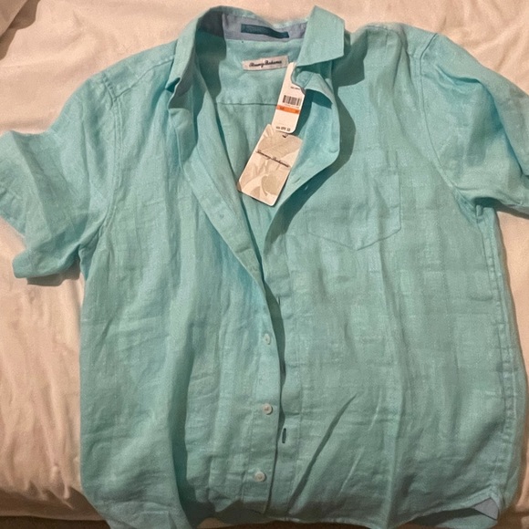 Tommy Bahama Button down short sleeved shirt - Picture 2 of 2